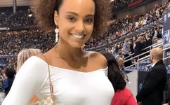 九九热在线播放